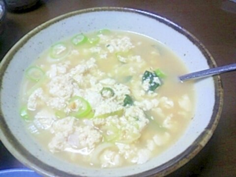 豆腐と卵のふわふわスープ